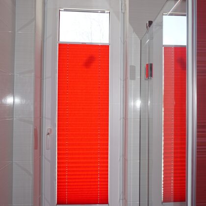 Plisētas žalūzijas vannas istabai